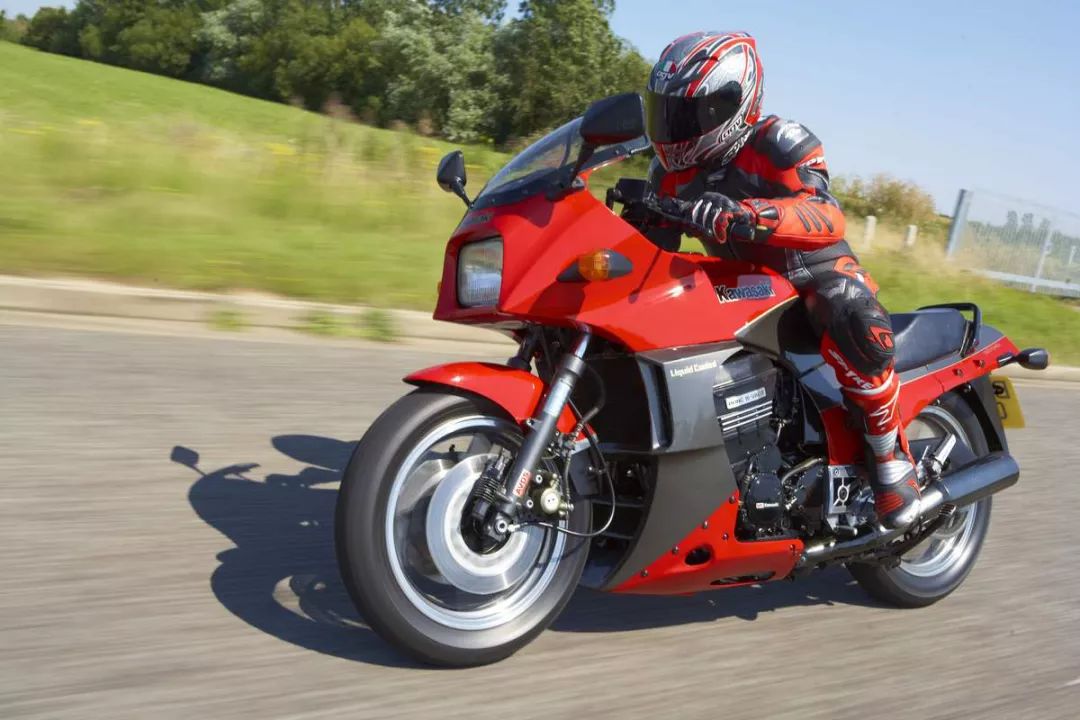 老款川崎z900摩托车价格,老款川崎z900电控