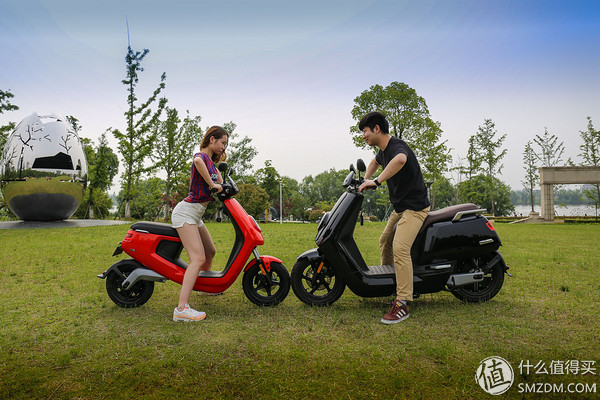 城市穿梭小精灵电动车,小牛电动车m1深度试驾体验