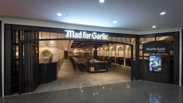 在香港不只是买买买，最重要的如何尝遍美食的全攻略