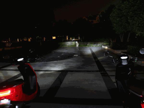 城市穿梭小精灵电动车,小牛电动车m1深度试驾体验