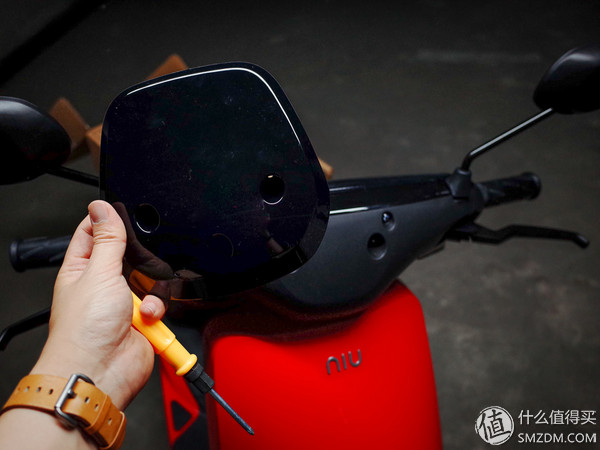 城市穿梭小精灵电动车,小牛电动车m1深度试驾体验