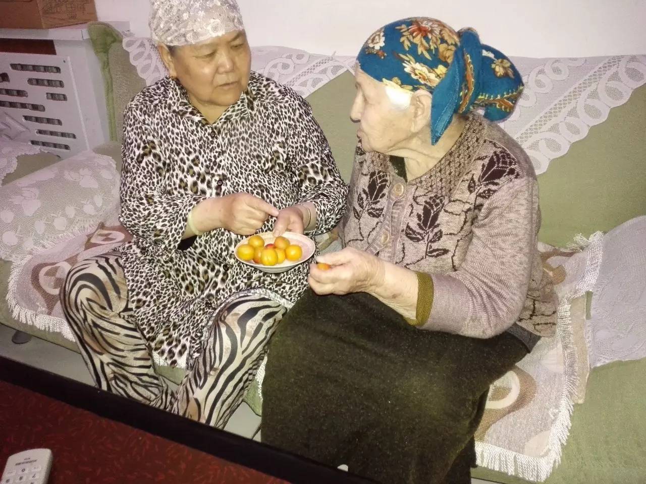 2019年民族团结一家亲微故事,民族团结友爱小故事