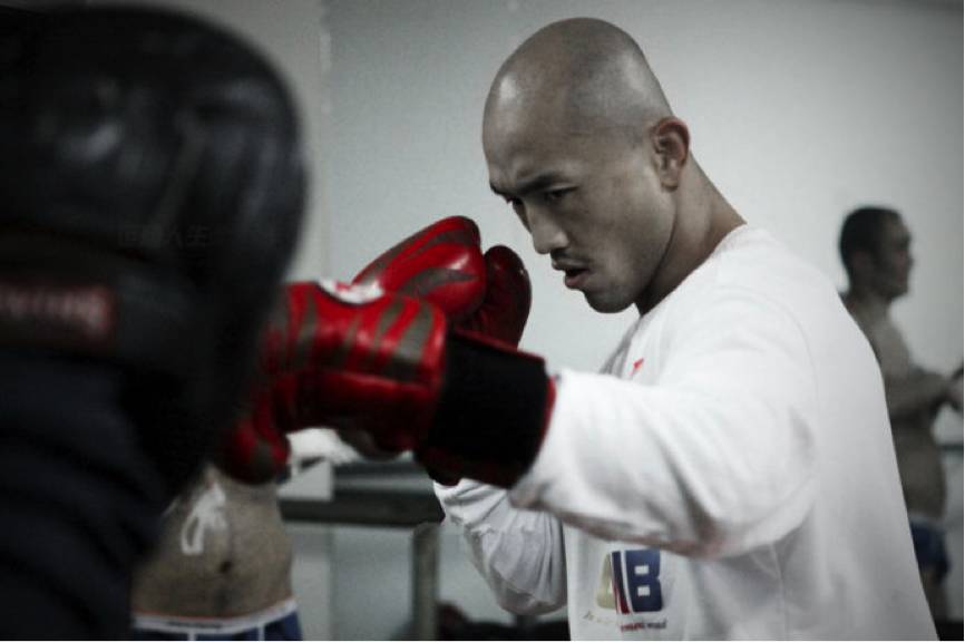 格斗学院职业拳手介绍---打遍天下无敌手“武僧”一龙