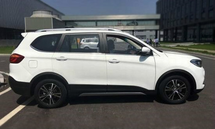 国产又出神车华晨斯威X5，宝马X5直接无语，众泰都自叹不如