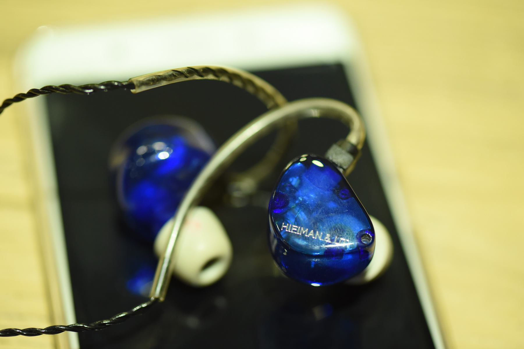 vivoxplay5怎么样值得入手吗,vivoxplay5旗舰和普通版