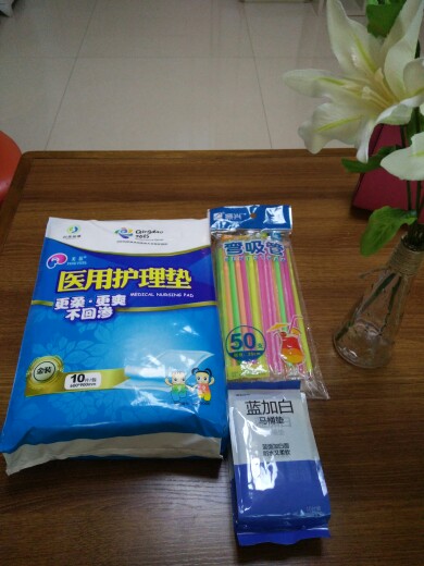 送给100天宝宝最实用的礼物,给宝宝准备个什么值得珍藏的礼物