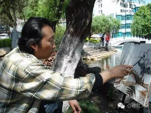 画布里滚出一碗汤