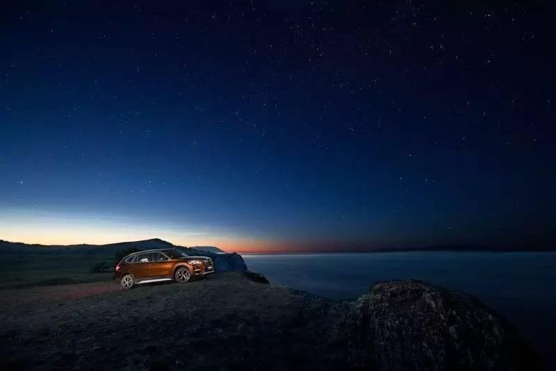 全新一代宝马x1试驾,海外版全新宝马x1新车试驾视频