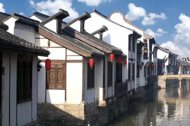 上海地铁10号线各站点有哪些景点,上海地铁沿线风景点