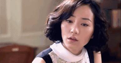 她年纪轻轻却与赵本山*祖英宋**平起平坐，背景身家壕到吓人被曝隐婚