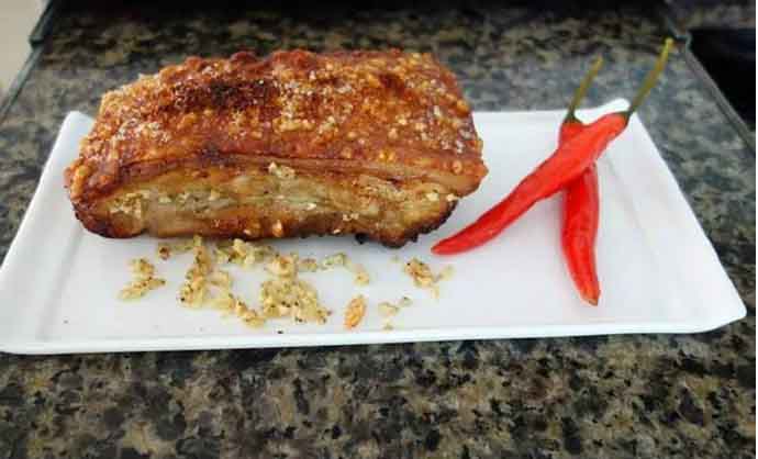 怎么做广式脆皮烧肉,广式脆皮烧肉步骤