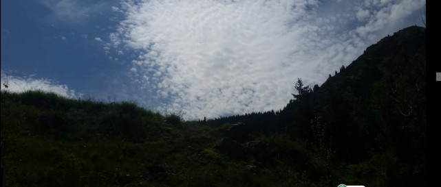 一景一日能观四季：天山“瑶池”是怎样的美轮美奂