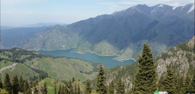 一景一日能观四季：天山“瑶池”是怎样的美轮美奂