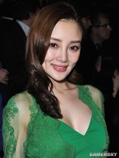 柳岩胸器竟然不是最大看A*杯罩**到G*杯罩**女星都有谁