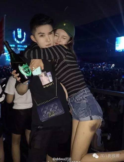 以撕女人开黄腔为乐的王思聪，怎么还有那么多人争着喊老公！