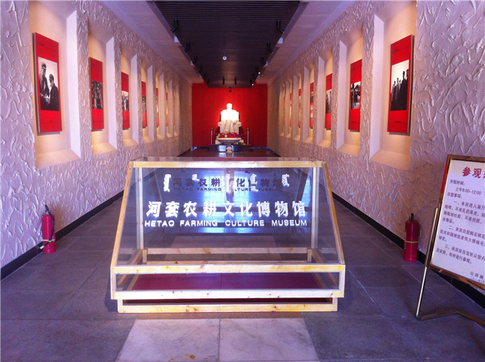 重回巴彦淖尔：八百里河套我用三天走过，十四年之痒我于一夕安放