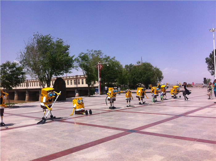 重回巴彦淖尔：八百里河套我用三天走过，十四年之痒我于一夕安放