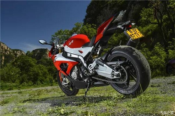 跨时代战神对话，铃木隼VS宝马S1000RR