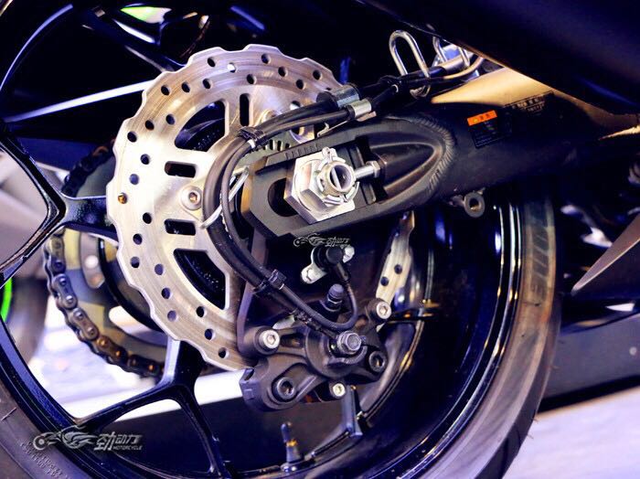 川崎zx14r下赛道第一视角,川崎zx-14r新款