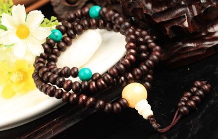 菩提手串怎么穿绳,金佛草菩提手串穿几颗