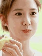 比自己肤色白的气垫怎么用,一分钟教会你气垫怎么用