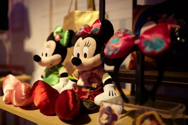 上海迪士尼试运营过吗,上海迪士尼试运行第一天