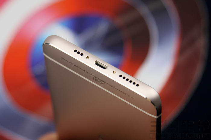 vivoxplay5体验,vivoxplay5标准版和旗舰版