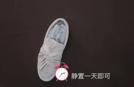 夏天的凉鞋穿着磨脚怎么办,夏天凉鞋磨脚怎么修补