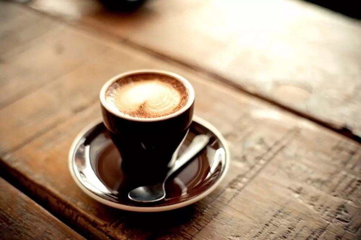 想要一杯爱尔兰的咖啡,盼望爱尔兰咖啡的温暖