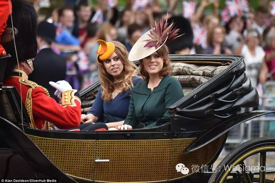 这是女王的90大寿，不是你们的红毯秀！