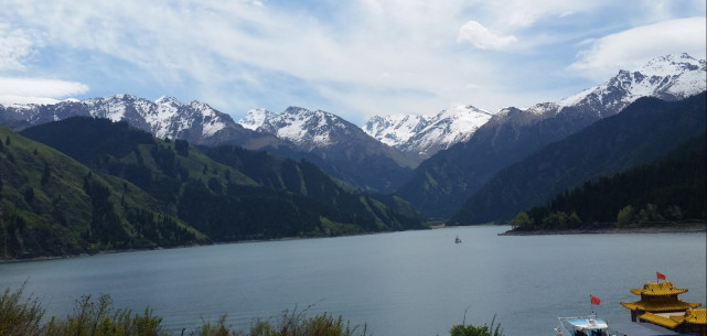 一景一日能观四季：天山“瑶池”是怎样的美轮美奂