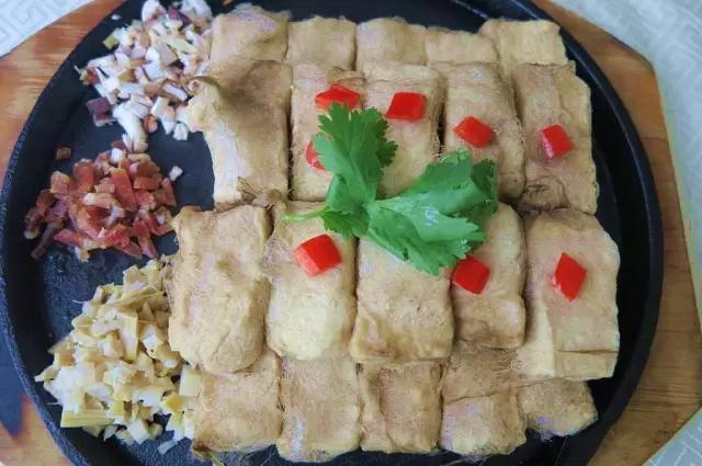 夏天光明正大“吃豆腐”的10个技能！我默默转给了男票……