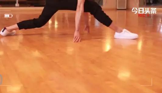 想练出一字马能有多难,为什么一字马那么难