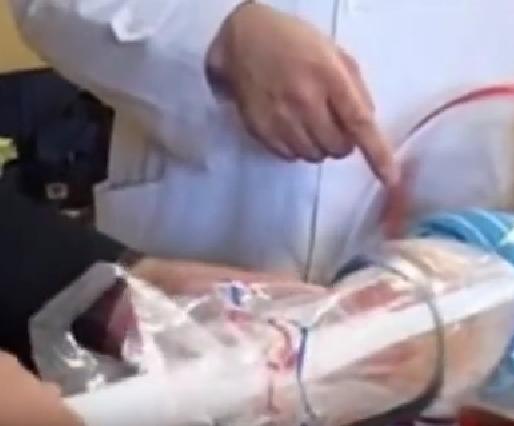 谁会想到,分娩辅助器点子,来自空瓶取软木塞