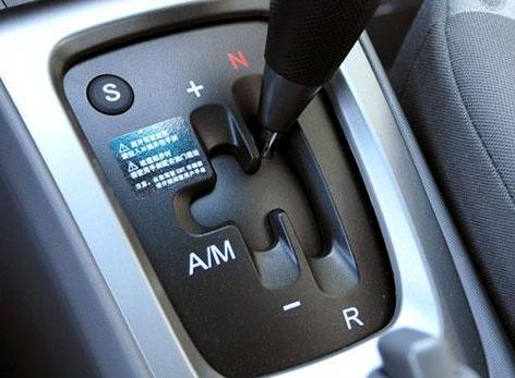 560旗舰16速怎么样,560amt变速箱通病