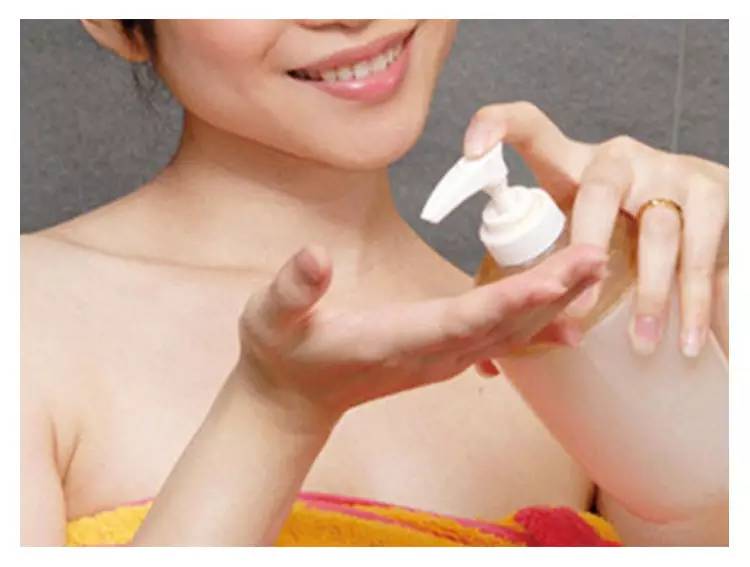 产后会阴擦洗的步骤,会阴护理内容及注意事项