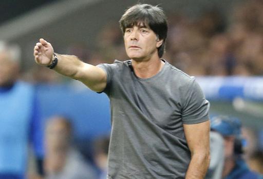 挖鼻屎的足球教练,挖鼻屎足球教练