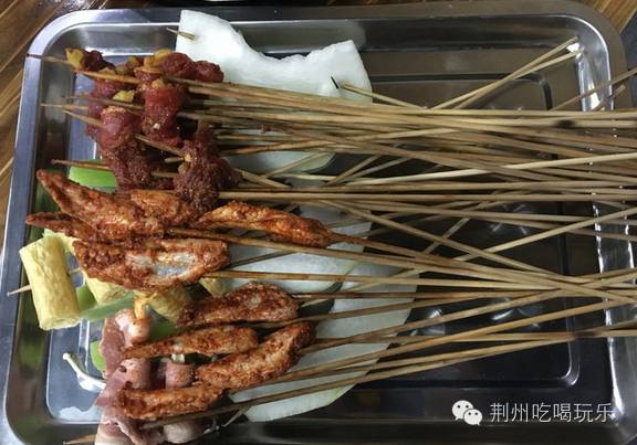 一个月卖20万让客人撸得身体仿佛被掏空...