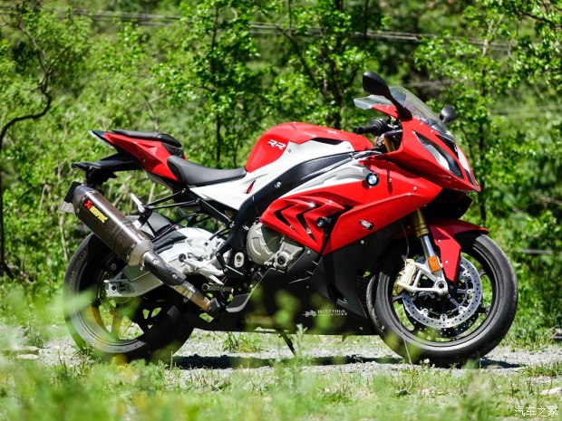 跨时代战神对话，铃木隼VS宝马S1000RR