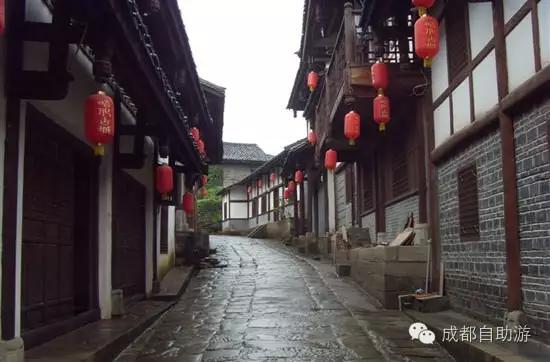 成都边上避暑,成都边上有哪些好玩的地方