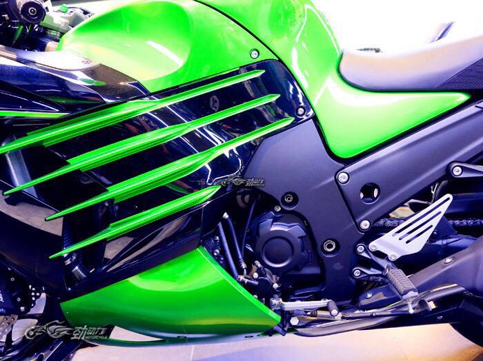 川崎zx14r下赛道第一视角,川崎zx-14r新款