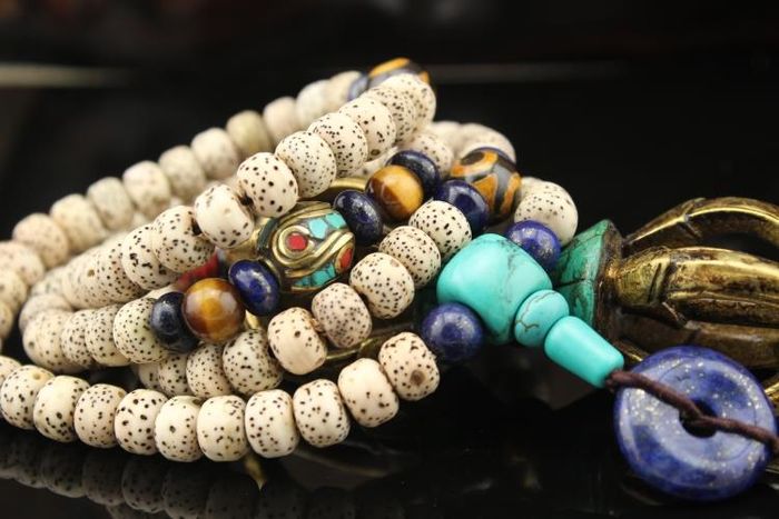 菩提手串怎么穿绳,金佛草菩提手串穿几颗