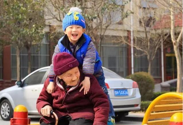 不能更赞：没想到你是这样的邹城