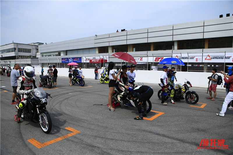 考NMB来赛车!CMBC全国摩托车场地锦标赛约战京城!