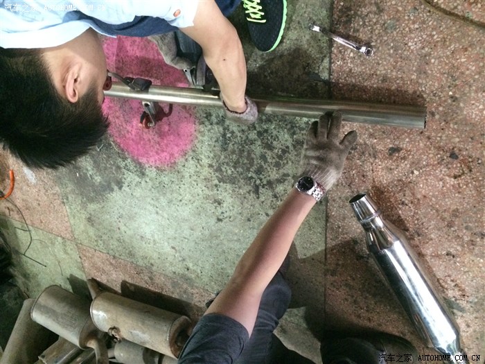 菲亚特致悦2014款拉花,致悦白色款改装