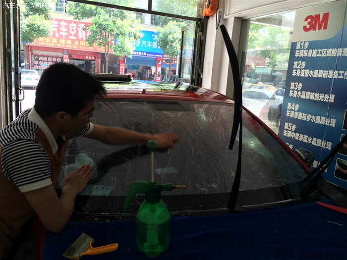 菲亚特致悦2014款拉花,致悦白色款改装