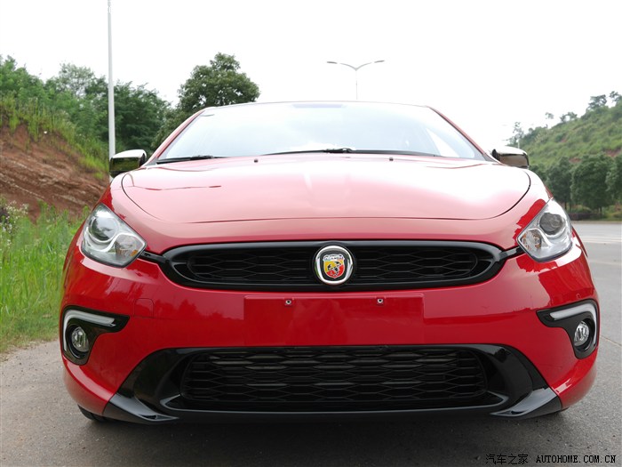 菲亚特致悦2014款拉花,致悦白色款改装