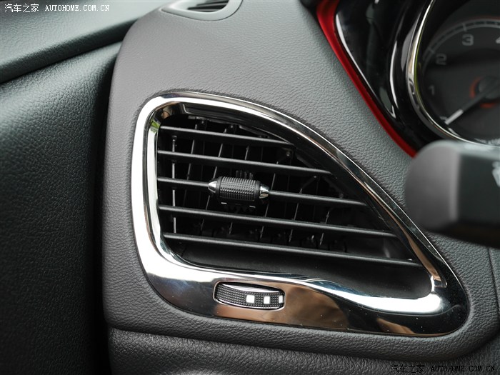 菲亚特致悦2014款拉花,致悦白色款改装