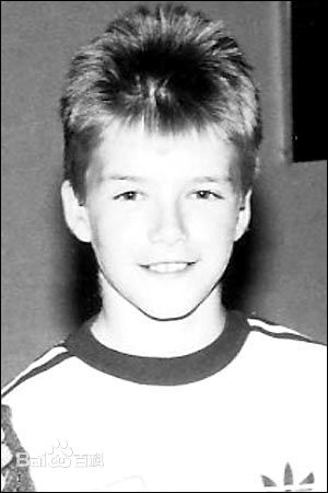 足坛帅哥高清图贝克汉姆,绿茵场上的非主流贝克汉姆