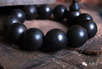 四川顶级乌木手串,稀有木材世人珍爱的乌木手串